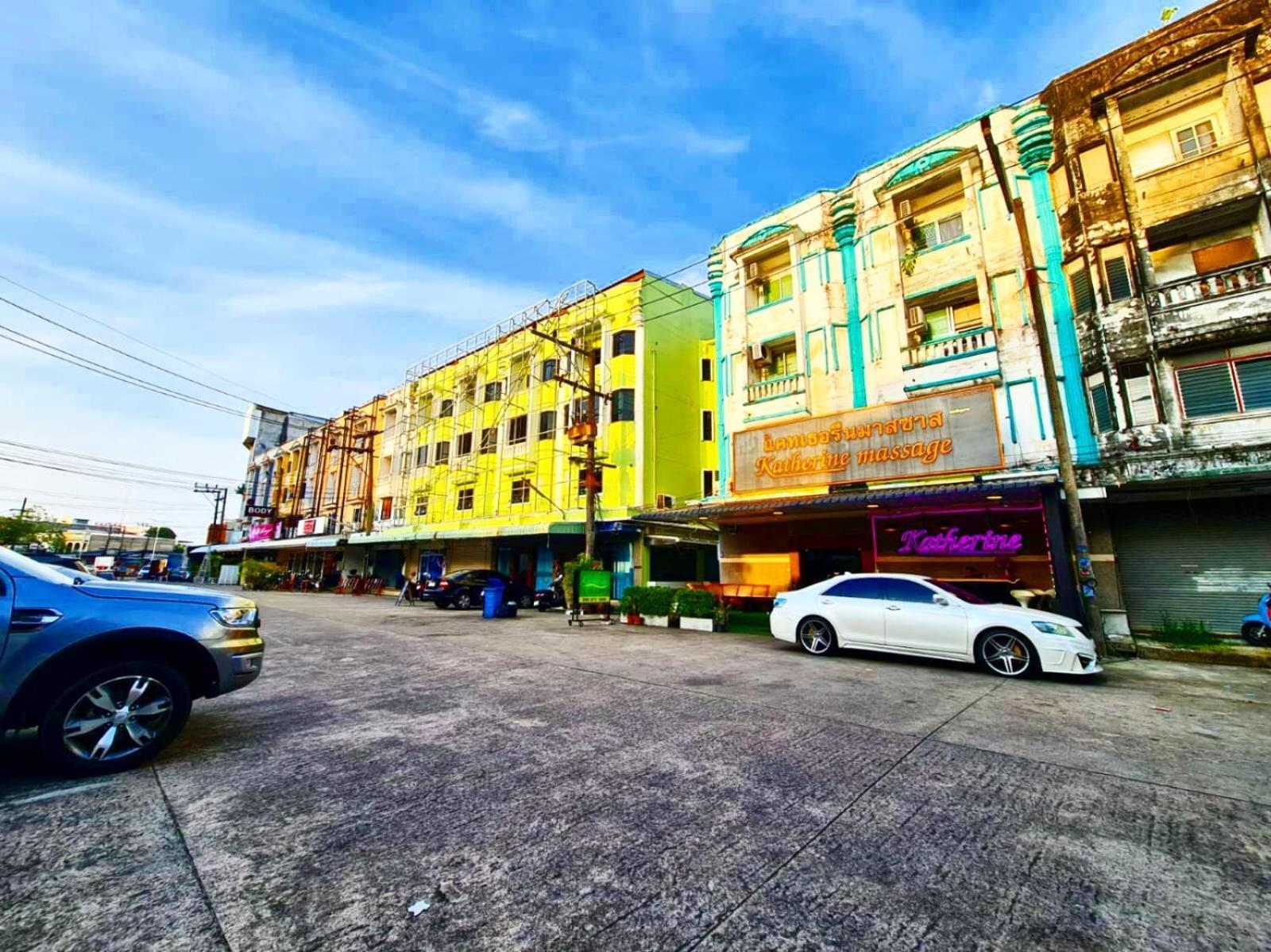 Desa Phuket Hotel Kültér fotó