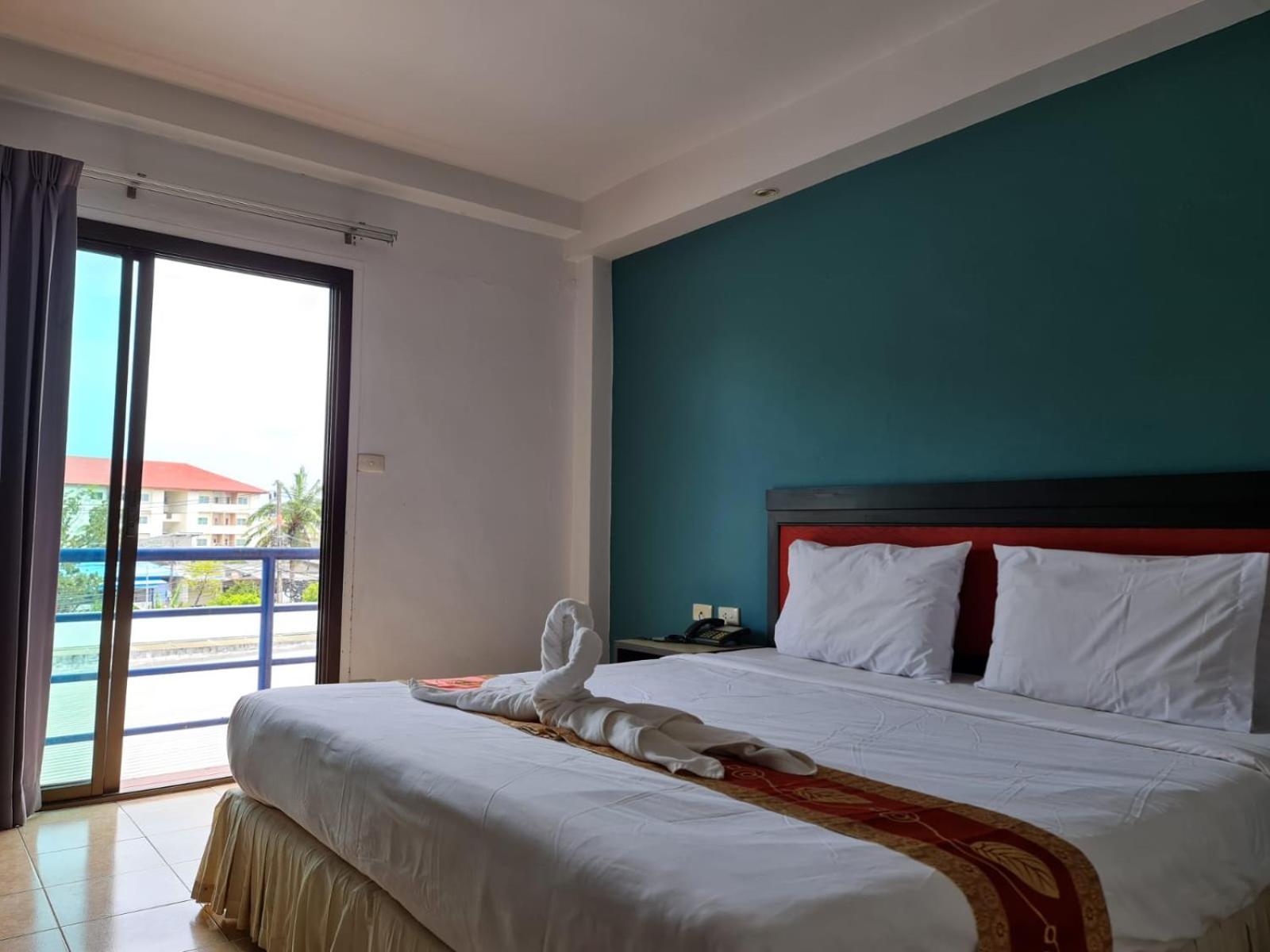 Desa Phuket Hotel Kültér fotó