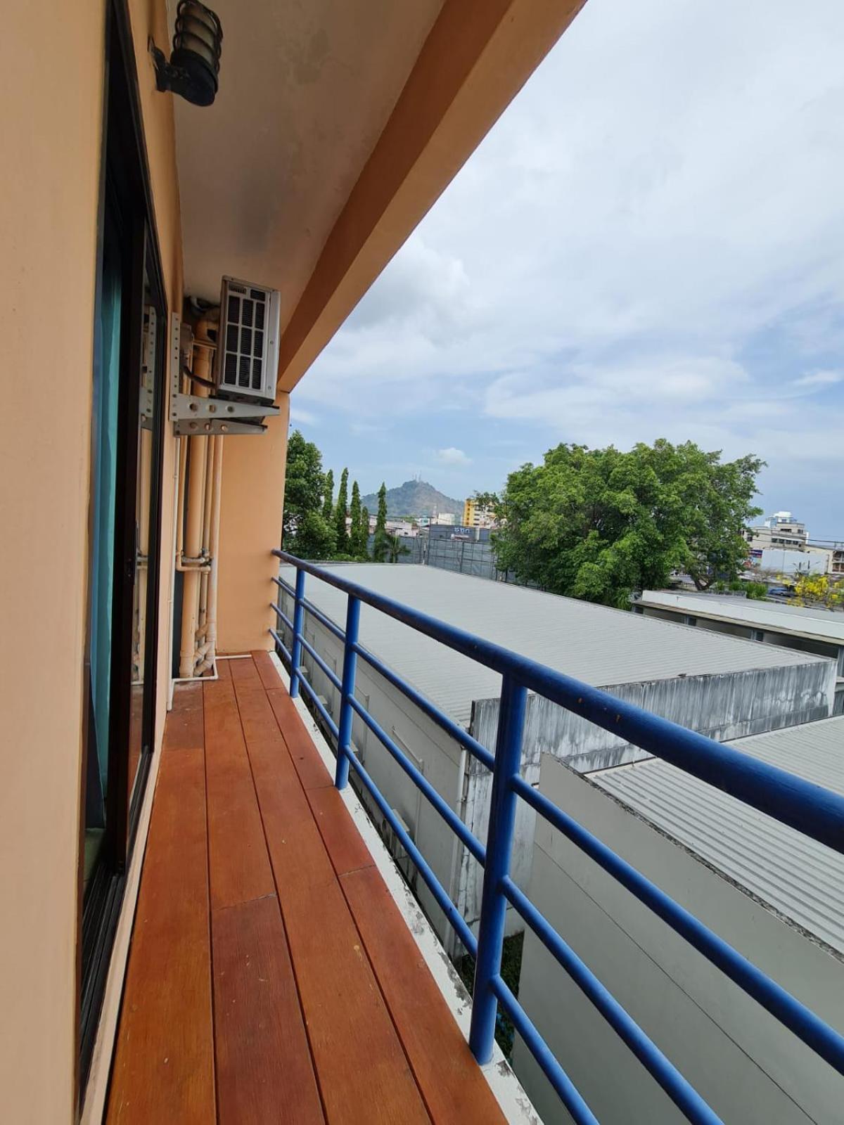 Desa Phuket Hotel Kültér fotó